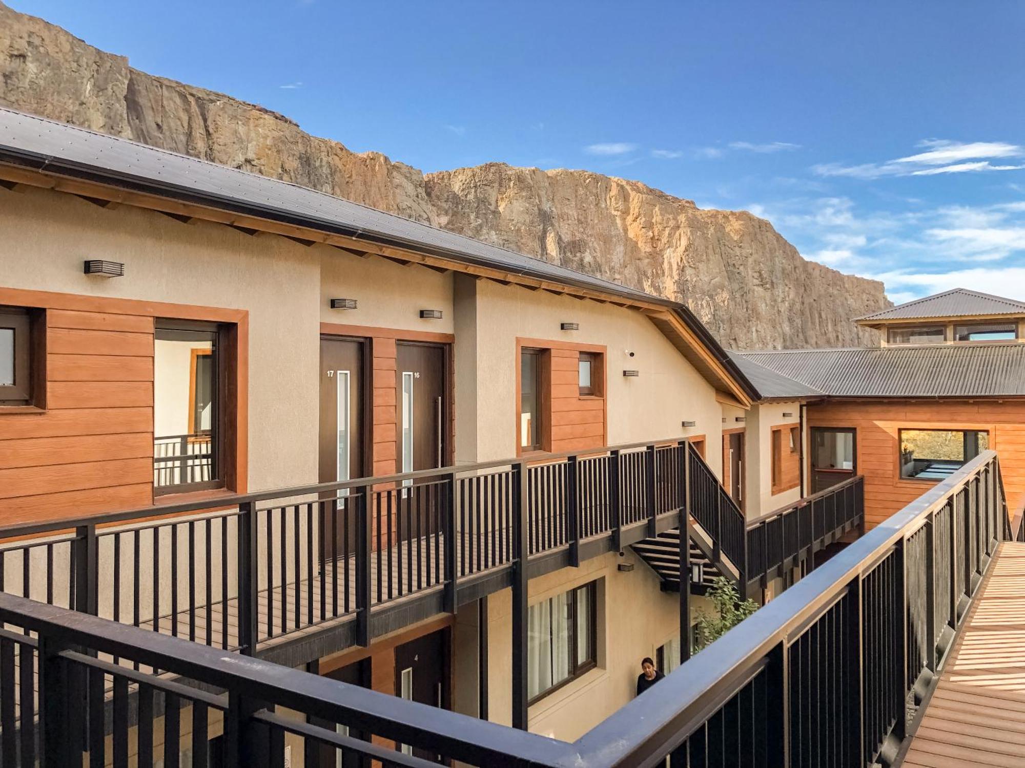 Senderos Aparts & Suites El Chalten Exterior photo